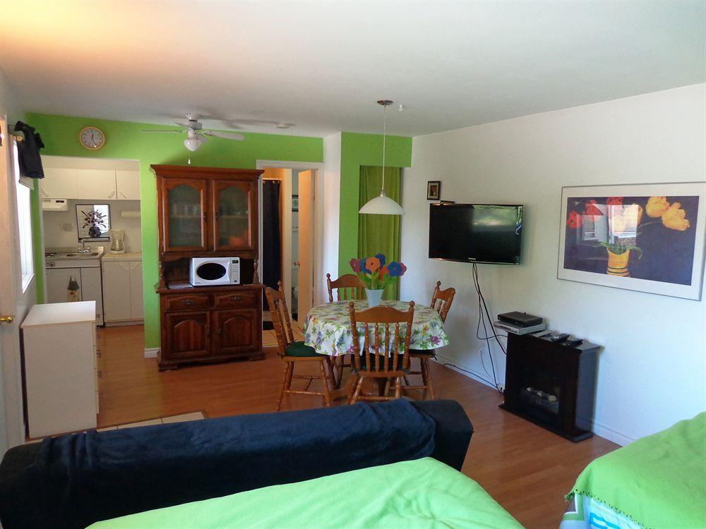 Waterloo Motel Des Deux Lacs מראה חיצוני תמונה