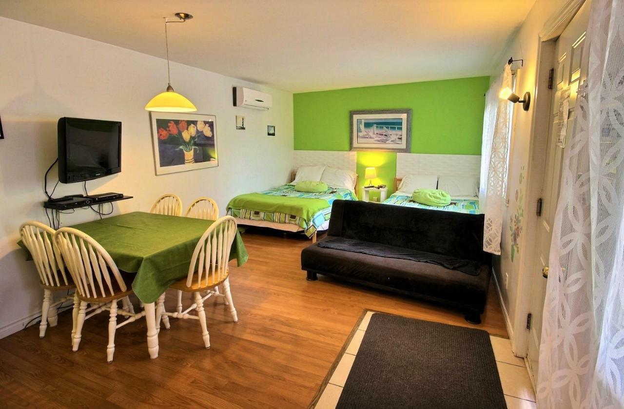 Waterloo Motel Des Deux Lacs מראה חיצוני תמונה